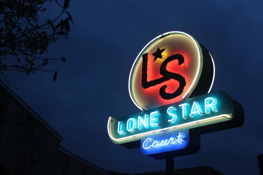 lone star court by valencia hotel collection