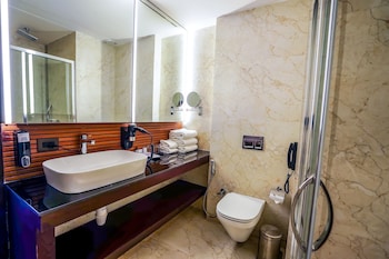 essentia luxury hotel indore