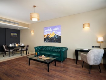 essentia luxury hotel indore