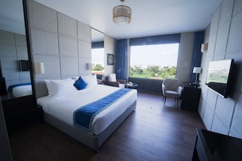 essentia luxury hotel indore