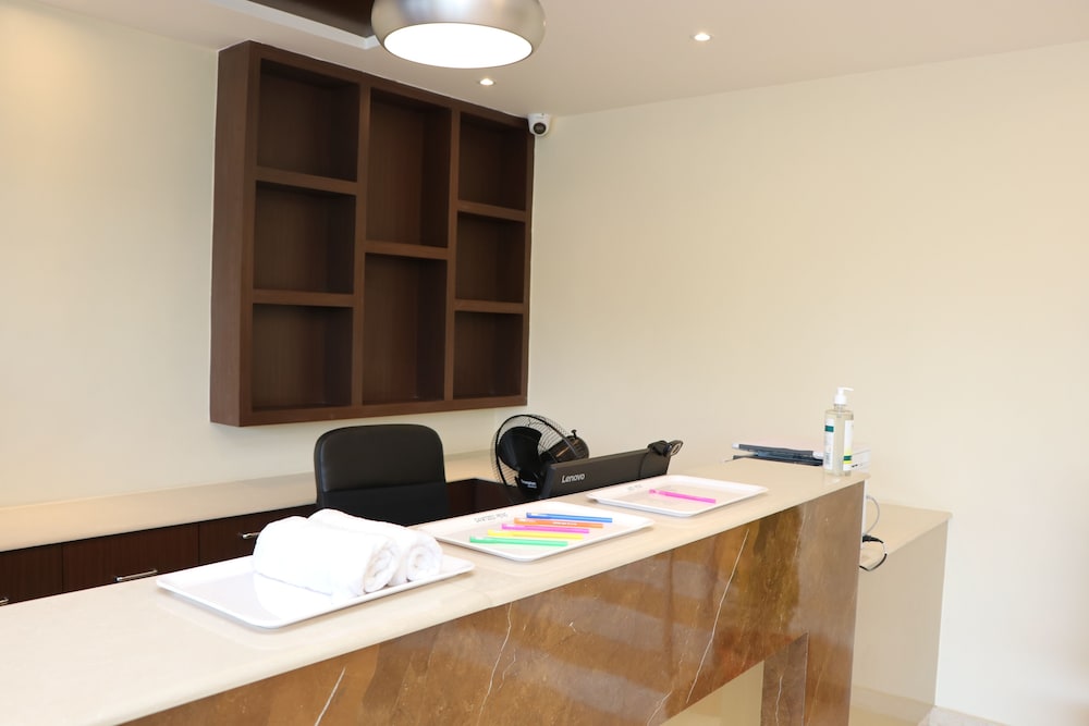 gadiraju palace convention centre and hotel