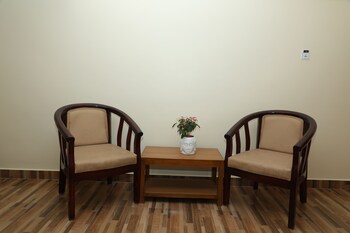 gadiraju palace convention centre and hotel