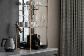 the dorian autograph collection