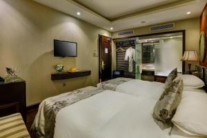 golden silk boutique hotel