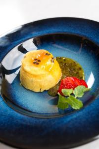 bespoke trendy hotel hanoi