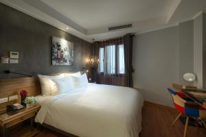 bespoke trendy hotel hanoi