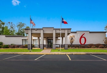 motel 6 henderson tx