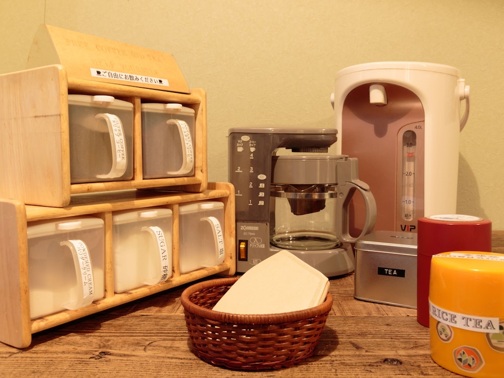 j hoppers hiroshima guesthouse hostel