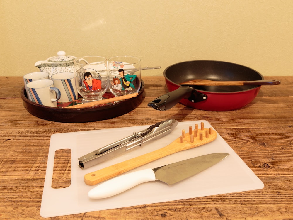 j hoppers hiroshima guesthouse hostel