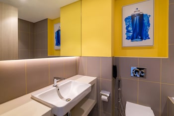ibis styles dubai deira
