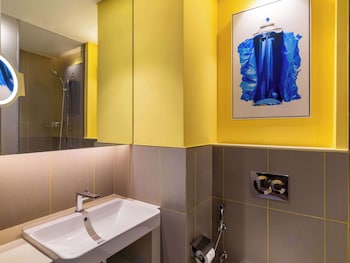 ibis styles dubai deira