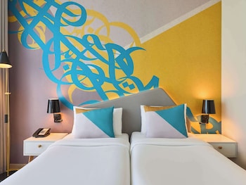 ibis styles dubai deira