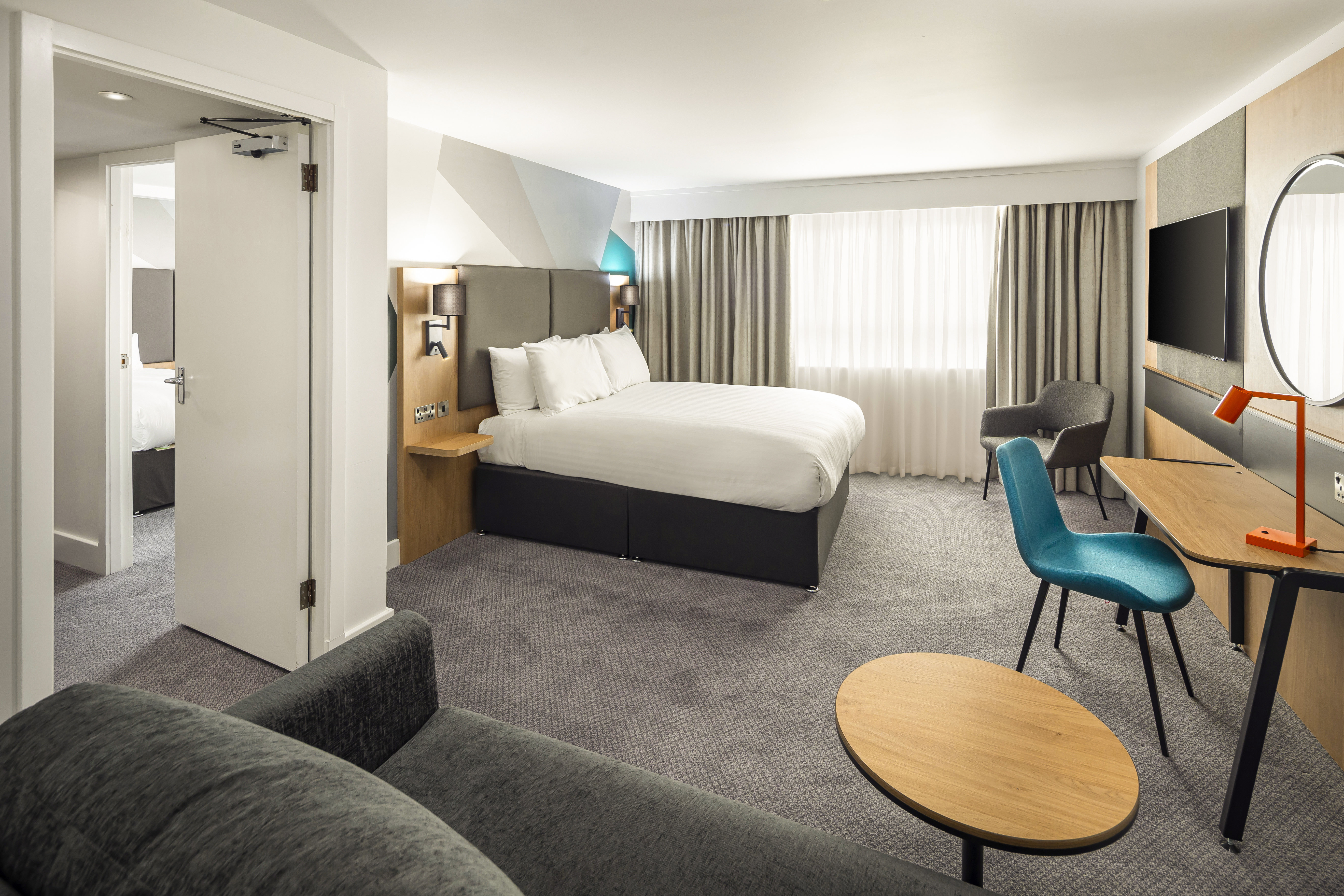 holiday inn aylesbury by ihg