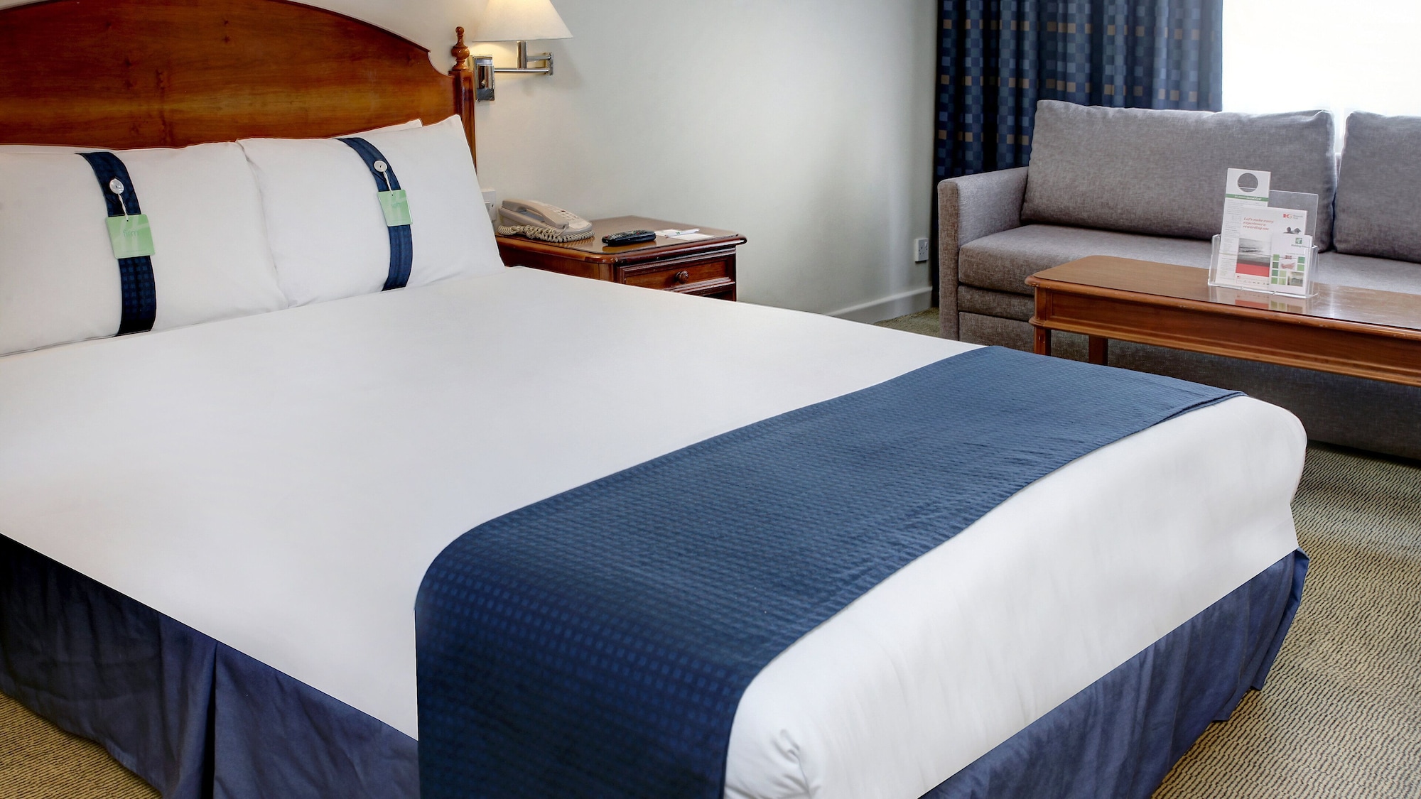 holiday inn aylesbury by ihg