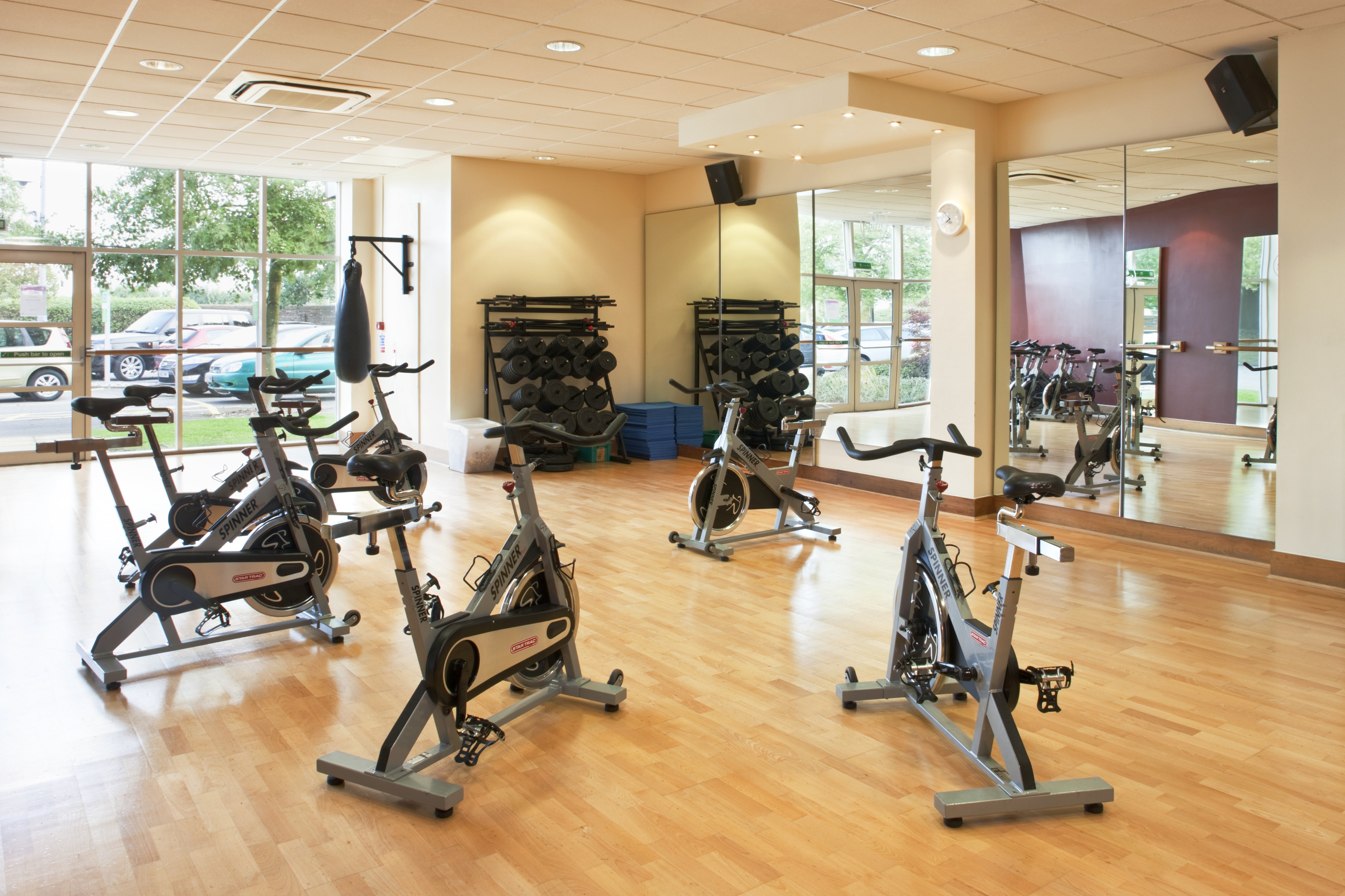 holiday inn aylesbury by ihg