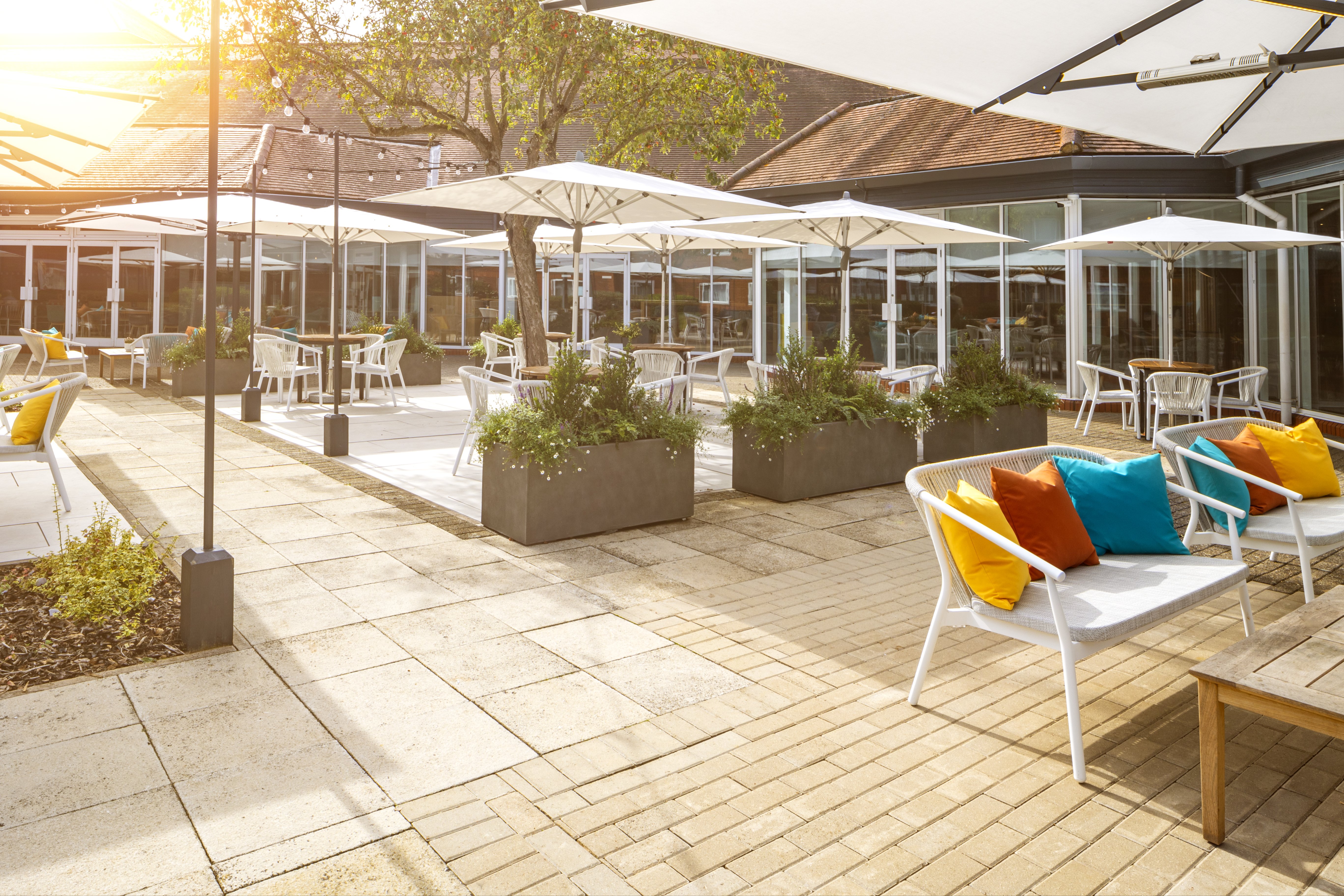 holiday inn aylesbury by ihg