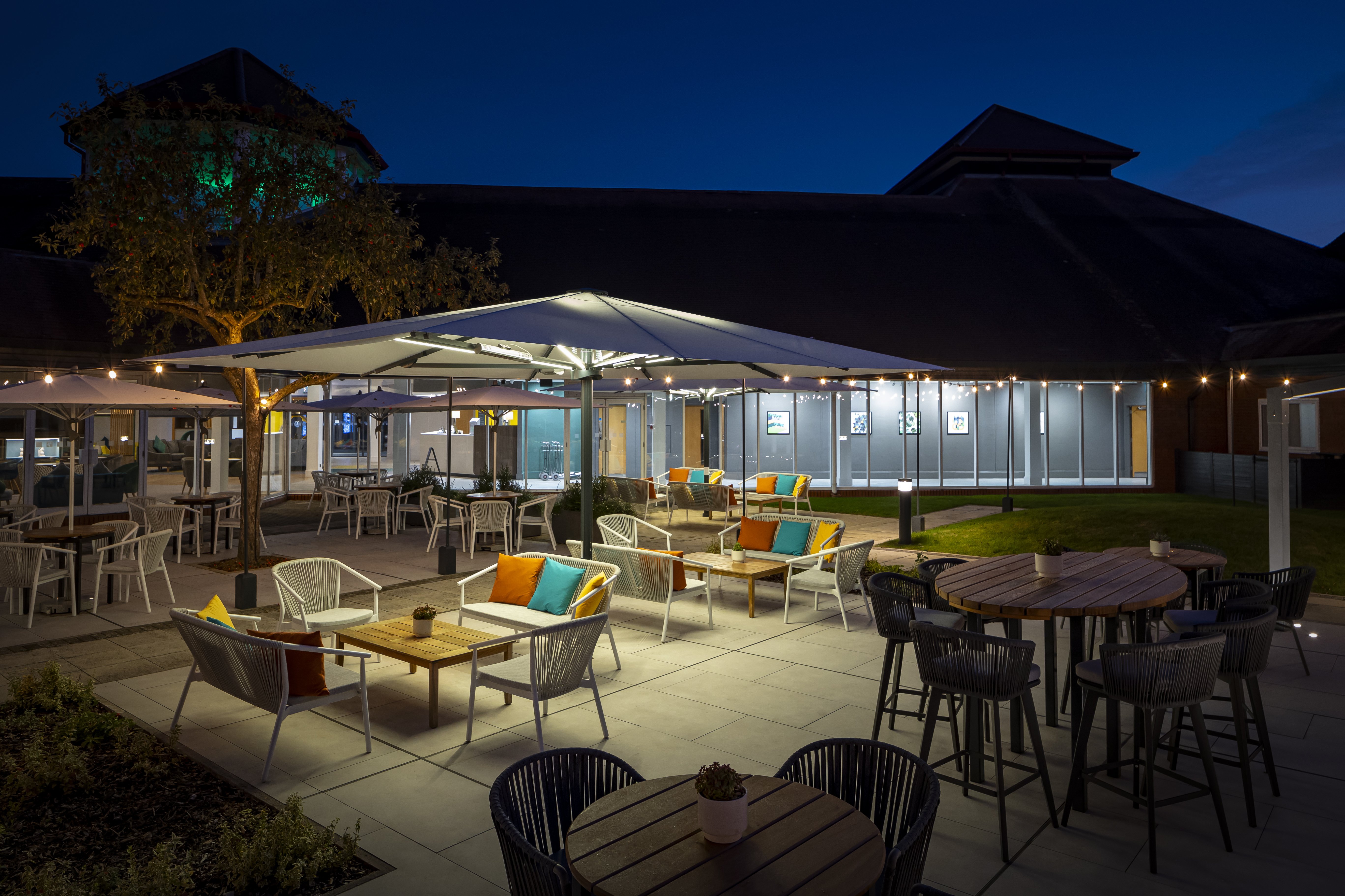holiday inn aylesbury by ihg