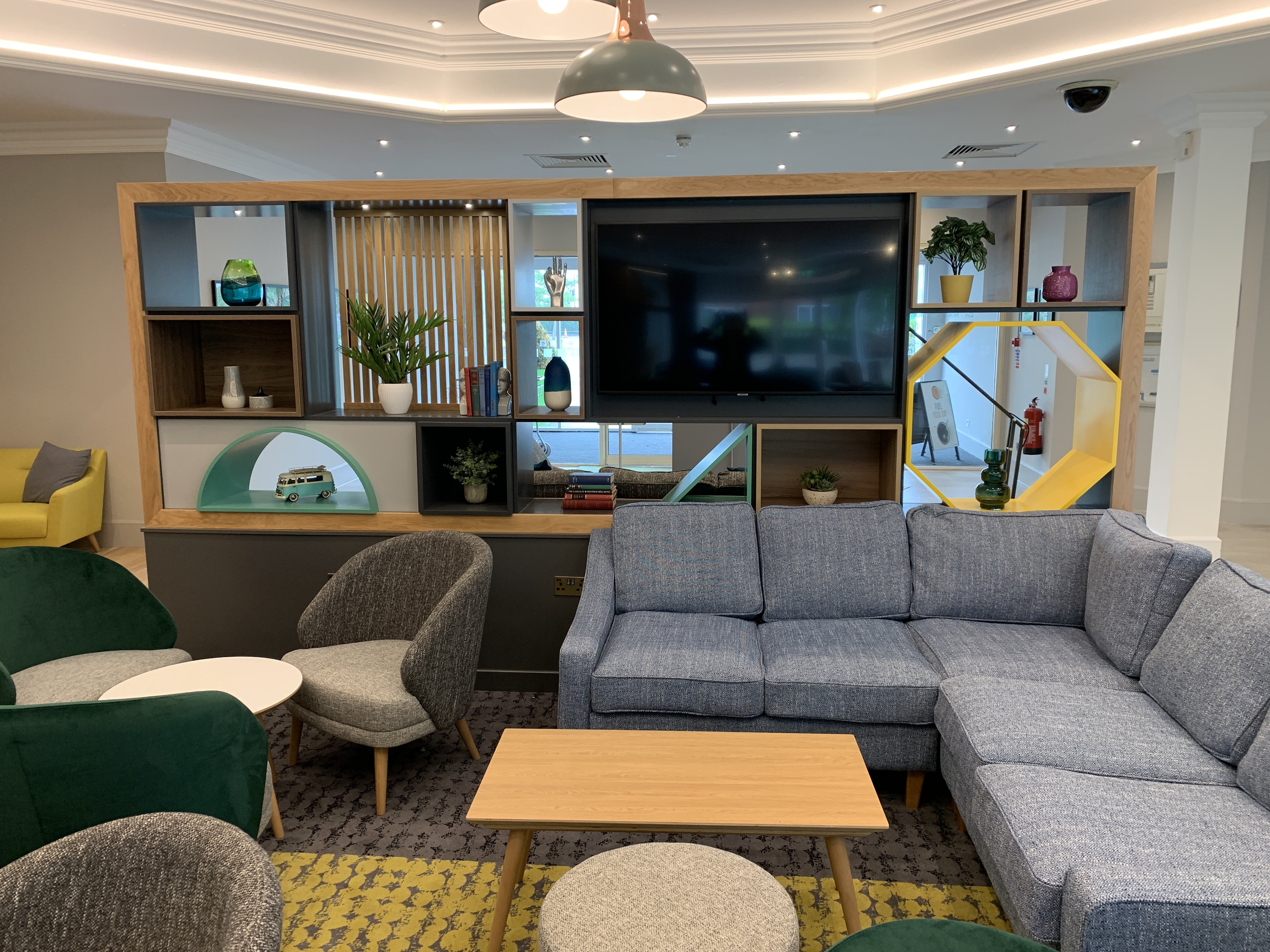 holiday inn aylesbury by ihg