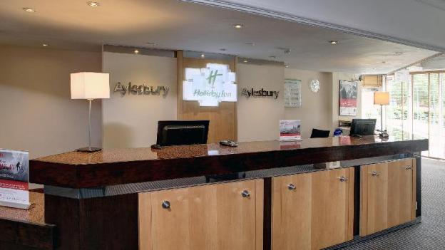 holiday inn aylesbury by ihg