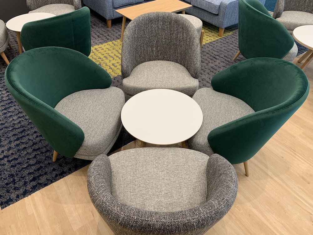 holiday inn aylesbury by ihg