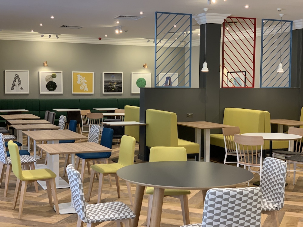 holiday inn aylesbury by ihg