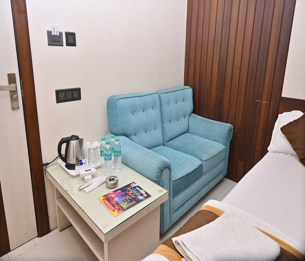 hotel silver land