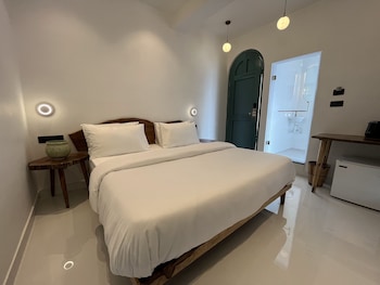 moustache udaipur luxuria