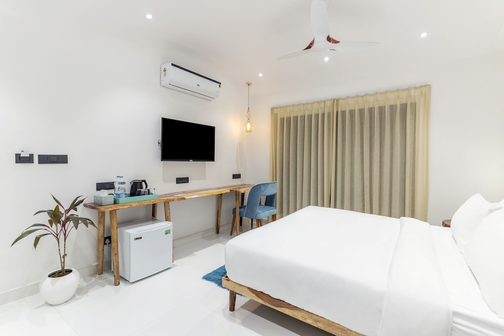 moustache udaipur luxuria