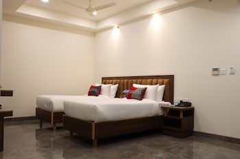 playotel premier guna