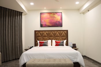 playotel premier guna