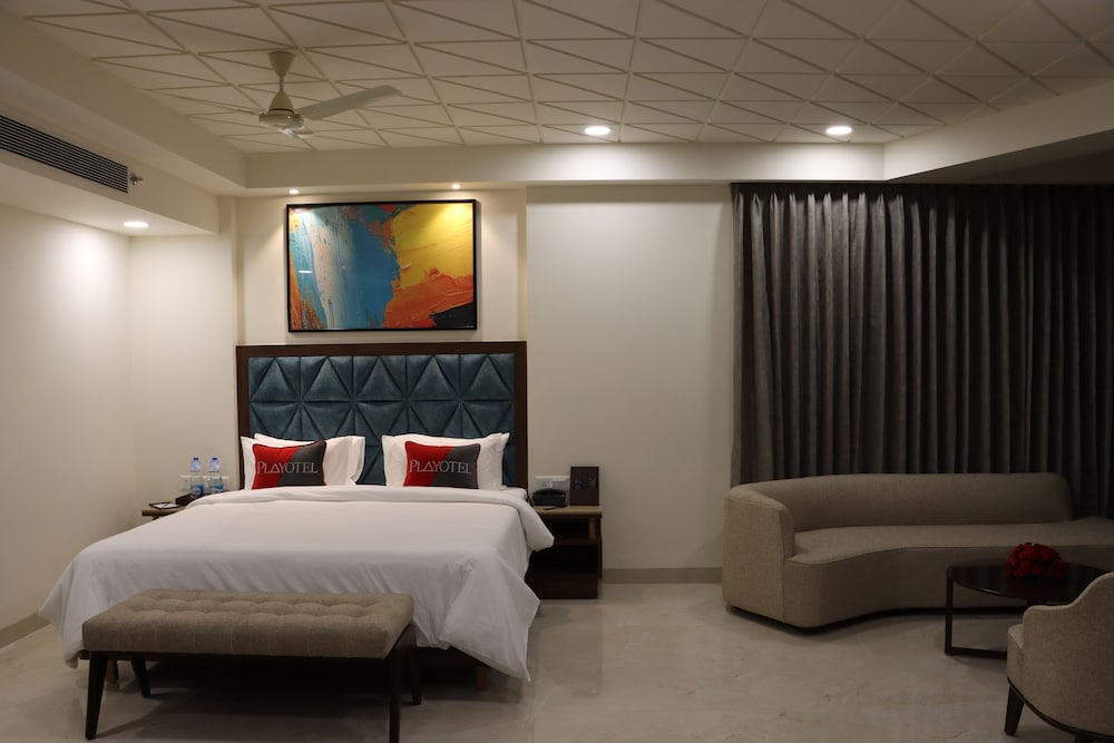 playotel premier guna