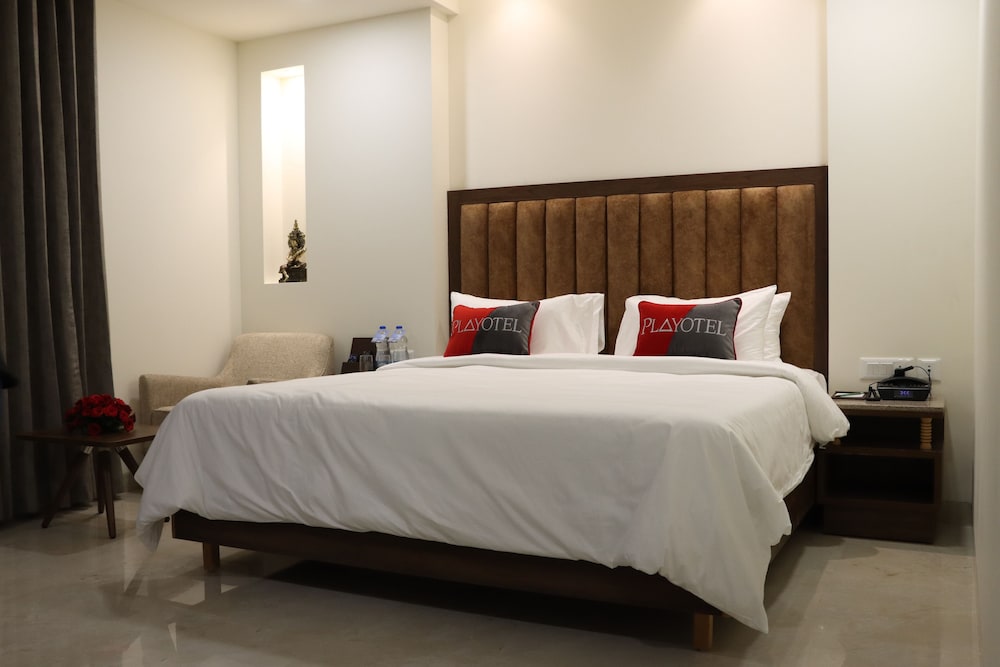 playotel premier guna