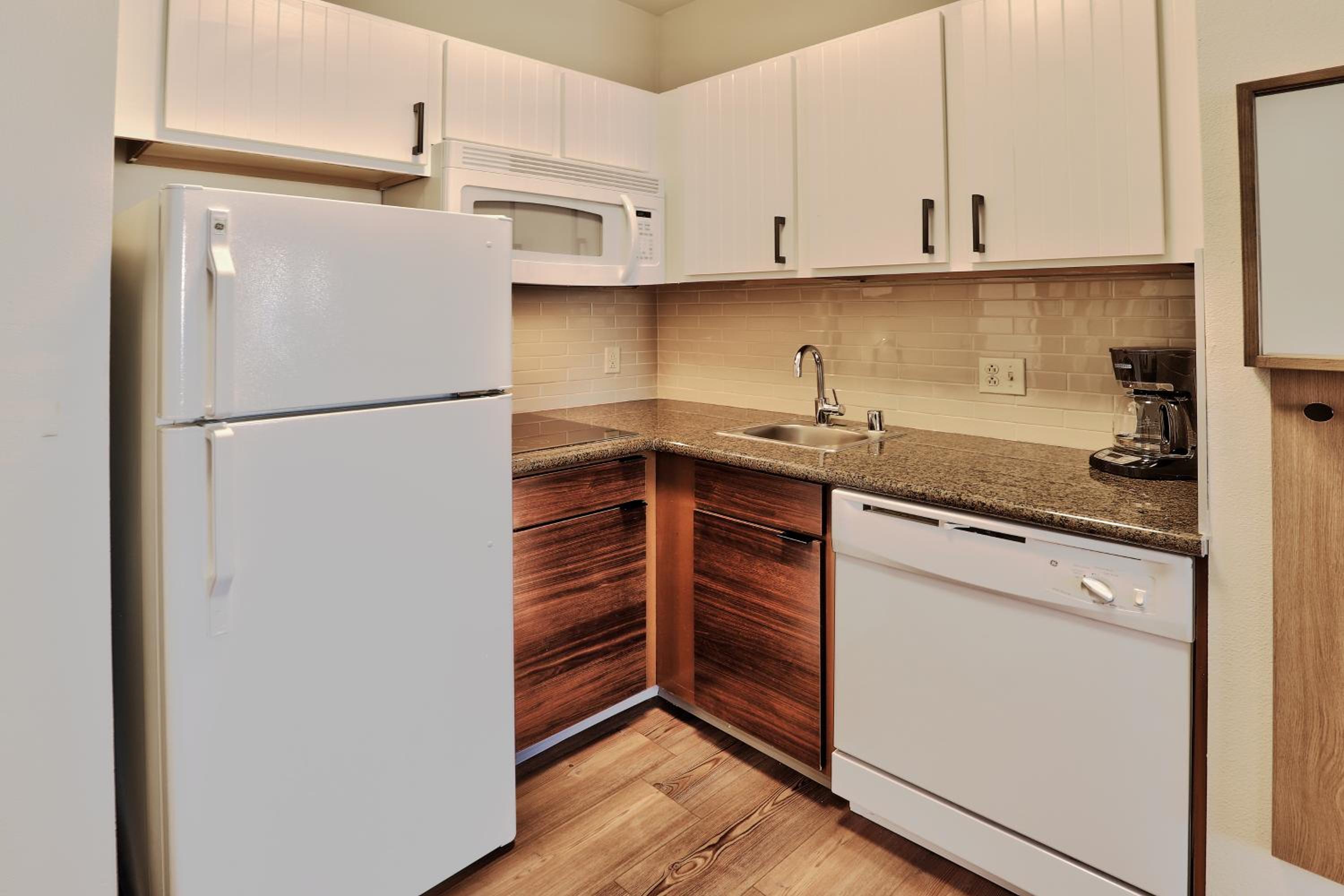 staybridge suites albuquerque airport by ihg