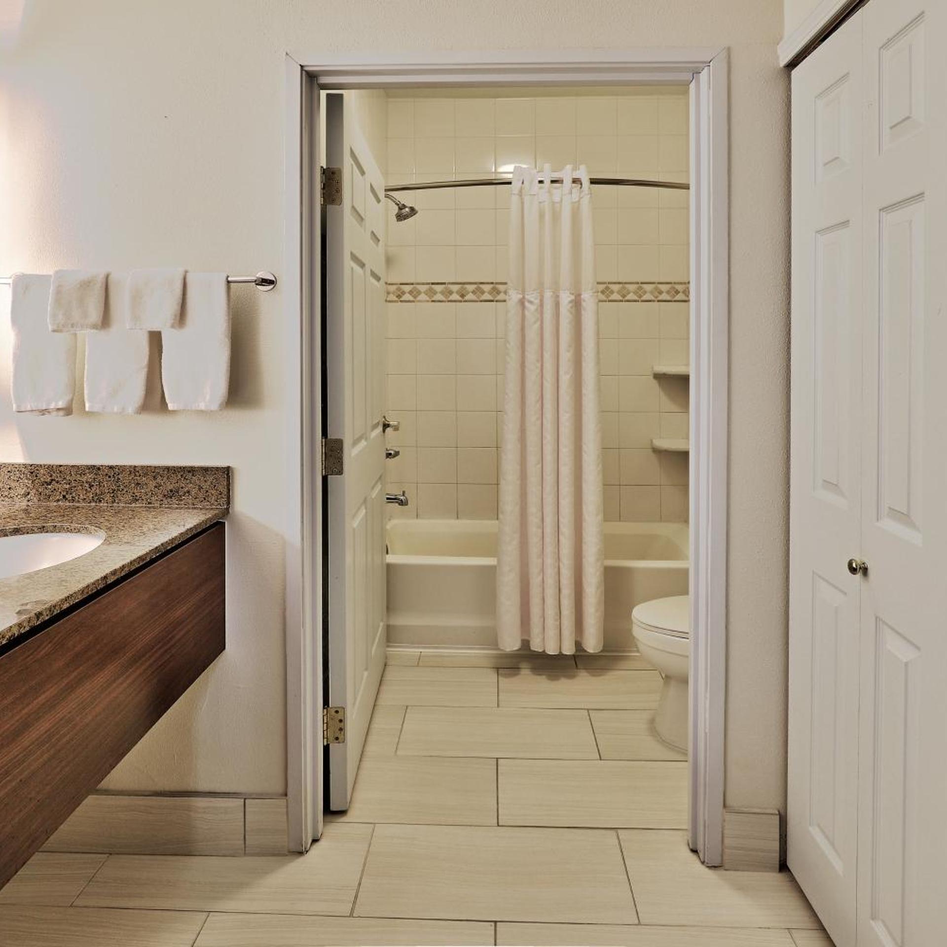 staybridge suites albuquerque airport by ihg