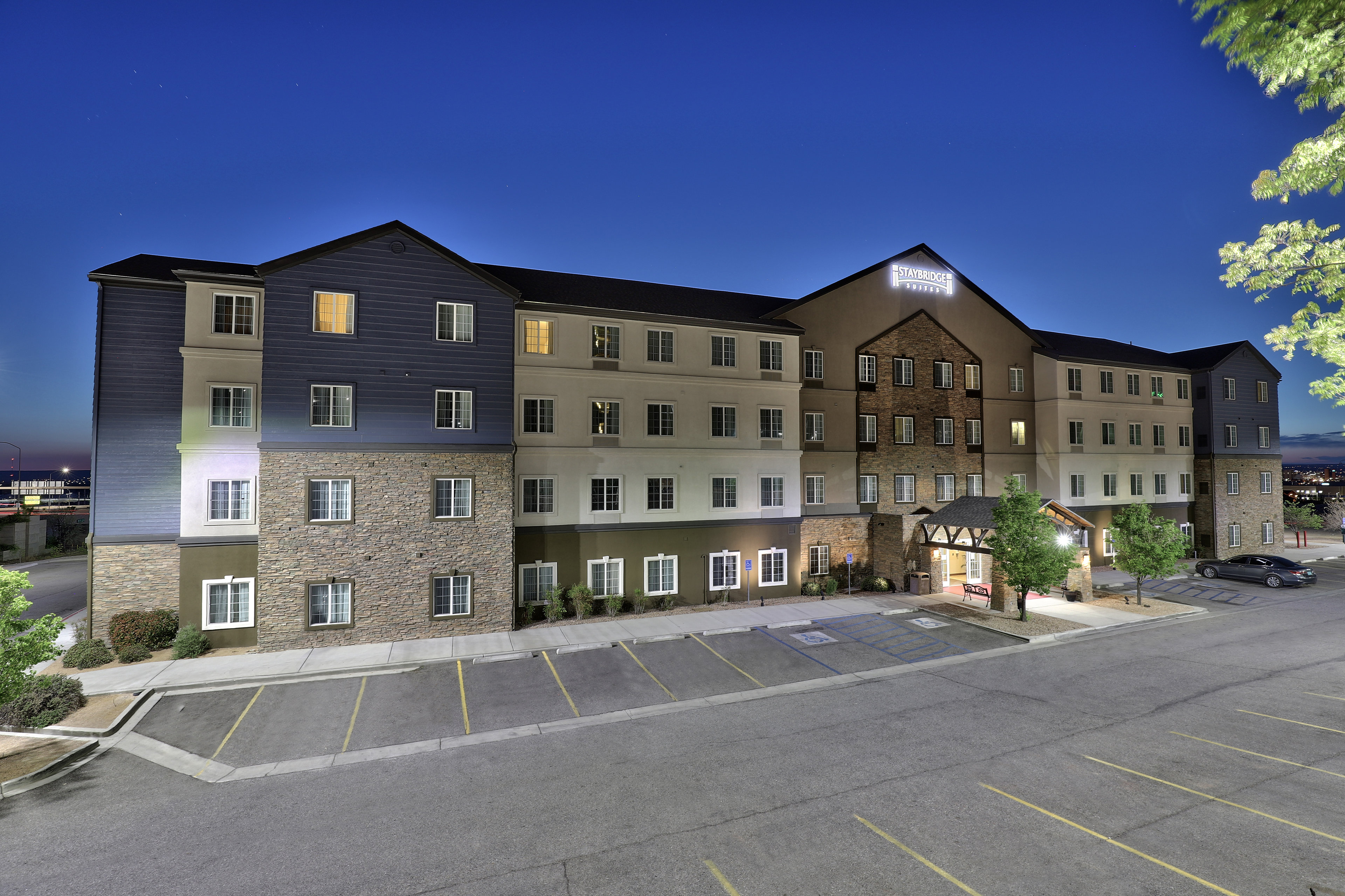 staybridge suites albuquerque airport by ihg