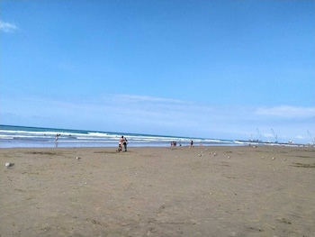 hostal venecia tu casa en manta