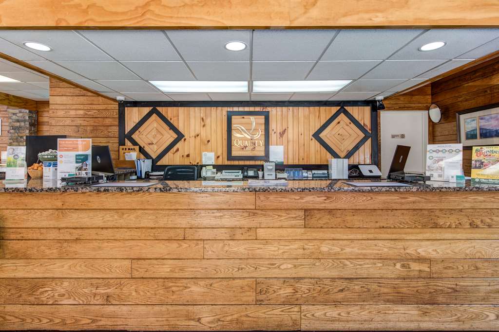 quality inn creekside downtown gatlinburg