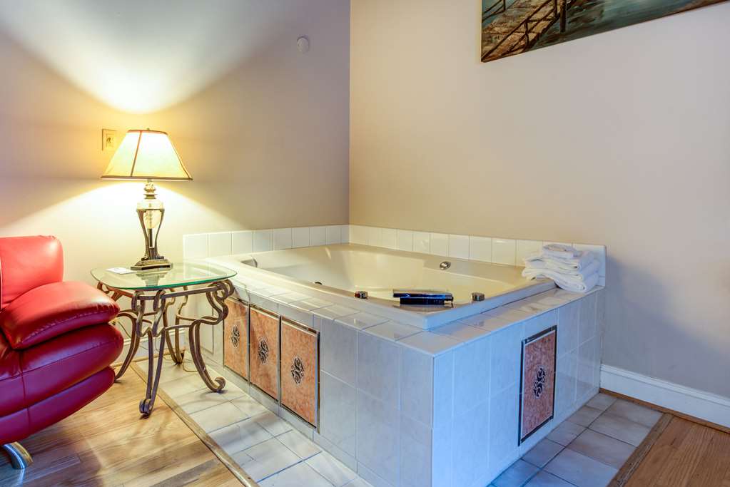 quality inn creekside downtown gatlinburg