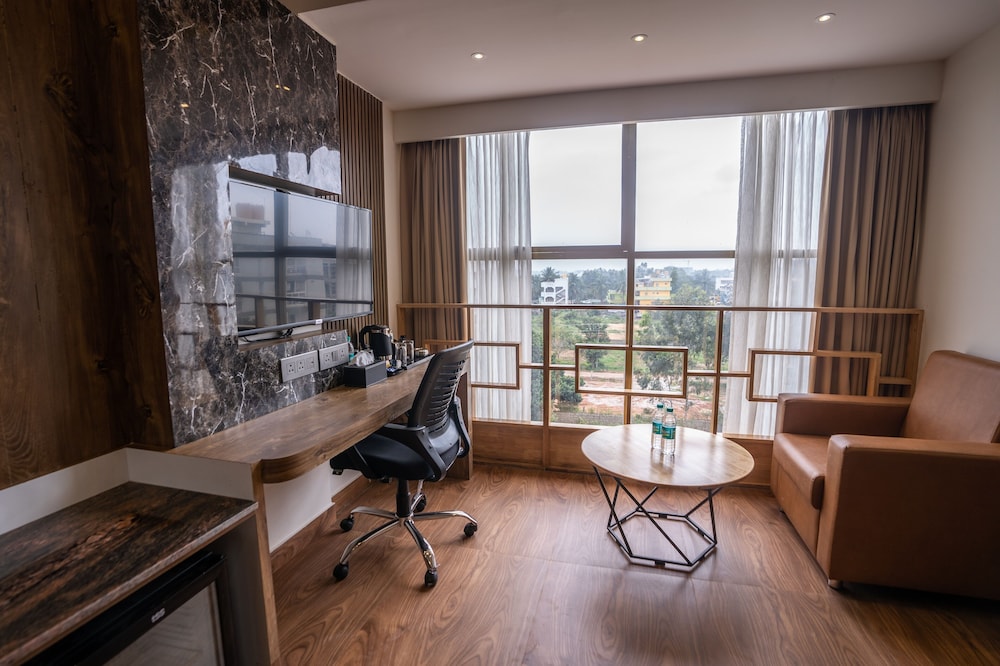clarks inn airport bangalore