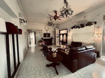 Kakaku The Guest House,,3 star