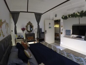 kakaku the guest house
