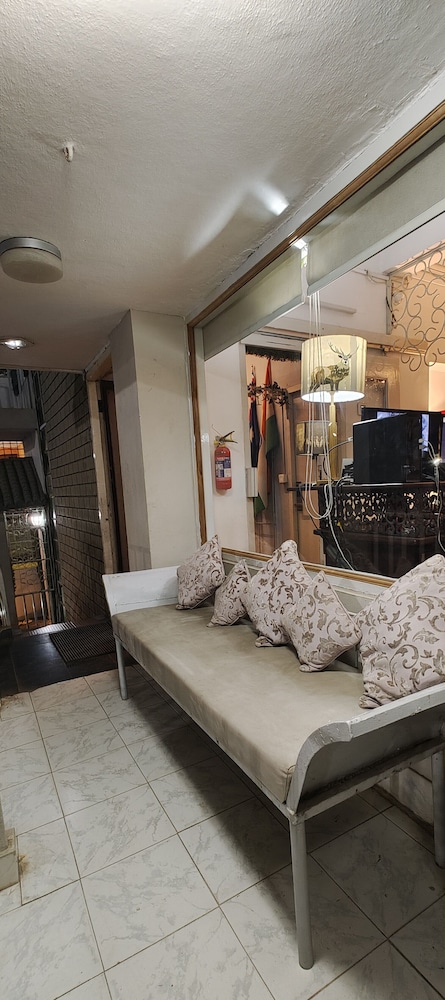 kakaku the guest house