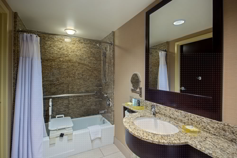 crowne plaza lombard downers grove by ihg