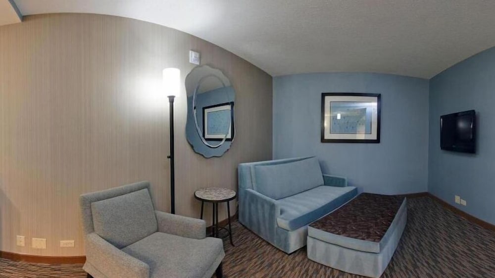crowne plaza lombard downers grove by ihg