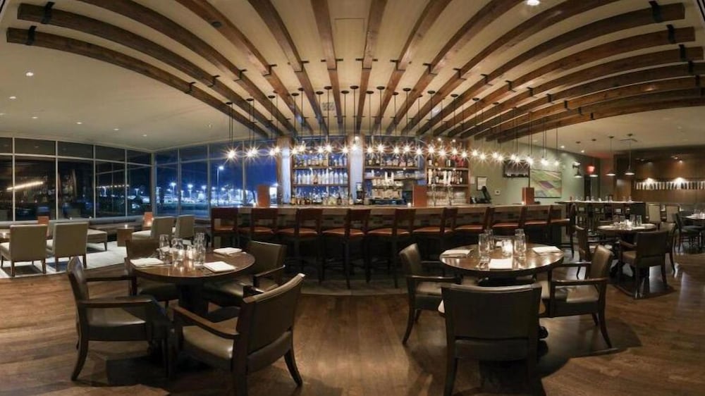 crowne plaza lombard downers grove by ihg