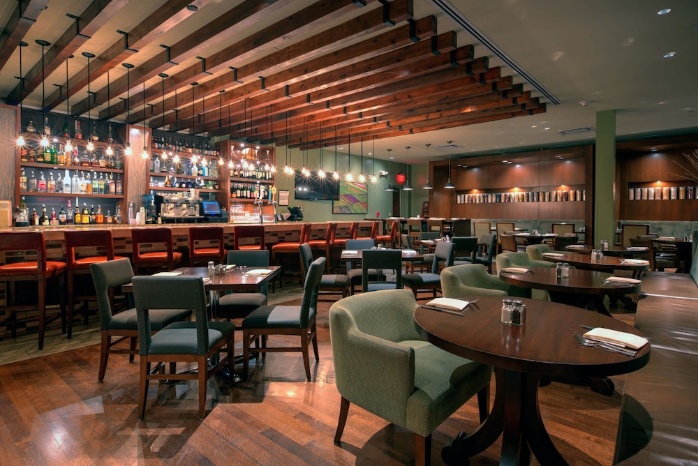 crowne plaza lombard downers grove by ihg