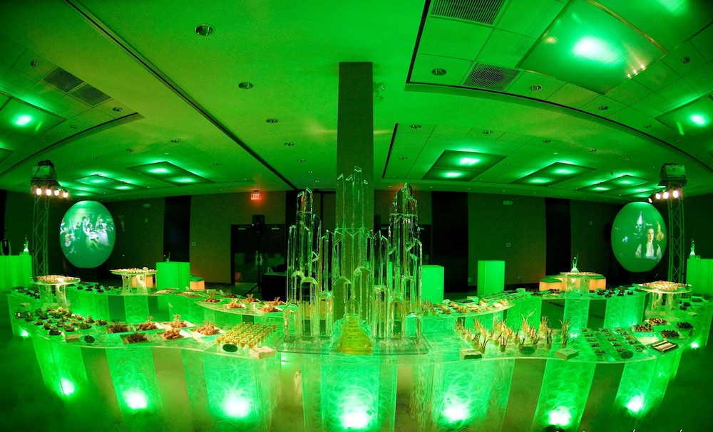 crowne plaza lombard downers grove by ihg