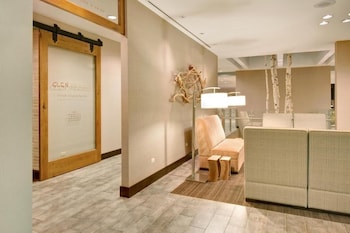 Crowne Plaza Lombard Downers Grove By Ihg,Glen Ellyn>>Chicago,4 star