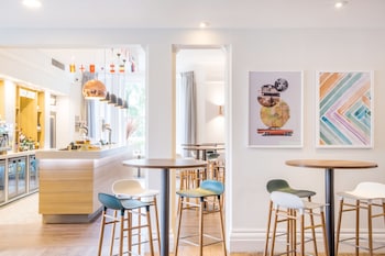 Holiday Inn Farnborough By Ihg,Farnborough>>Aldershot,4 star