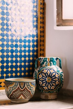 fes